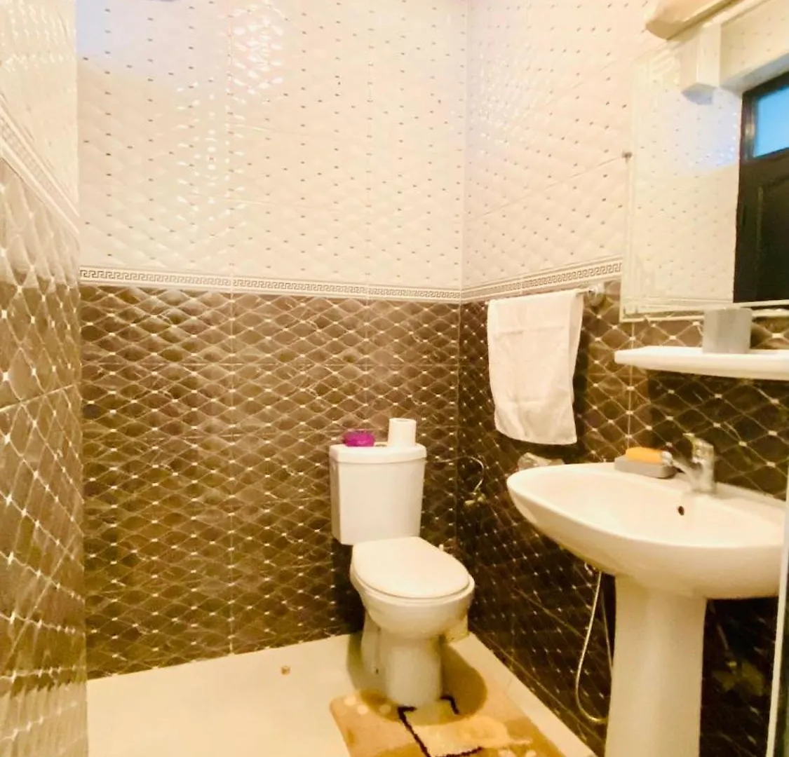 아파트 Charment Appartement Au Centre Ville, Internet Fibre, Canal Plus, Chaines Internationales 아가디르