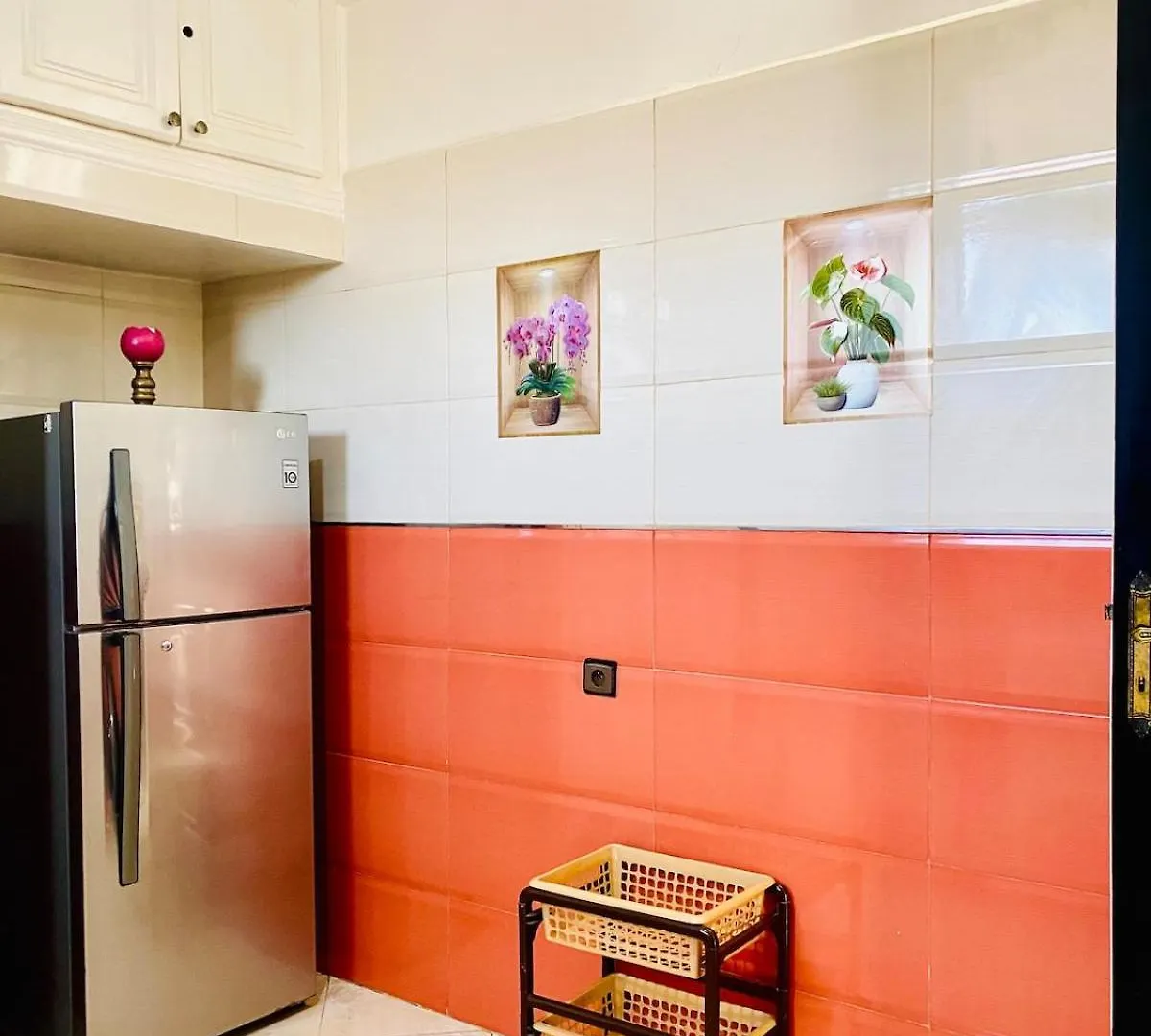 Charment Appartement Au Centre Ville, Internet Fibre, Canal Plus, Chaines Internationales 아가디르 아파트