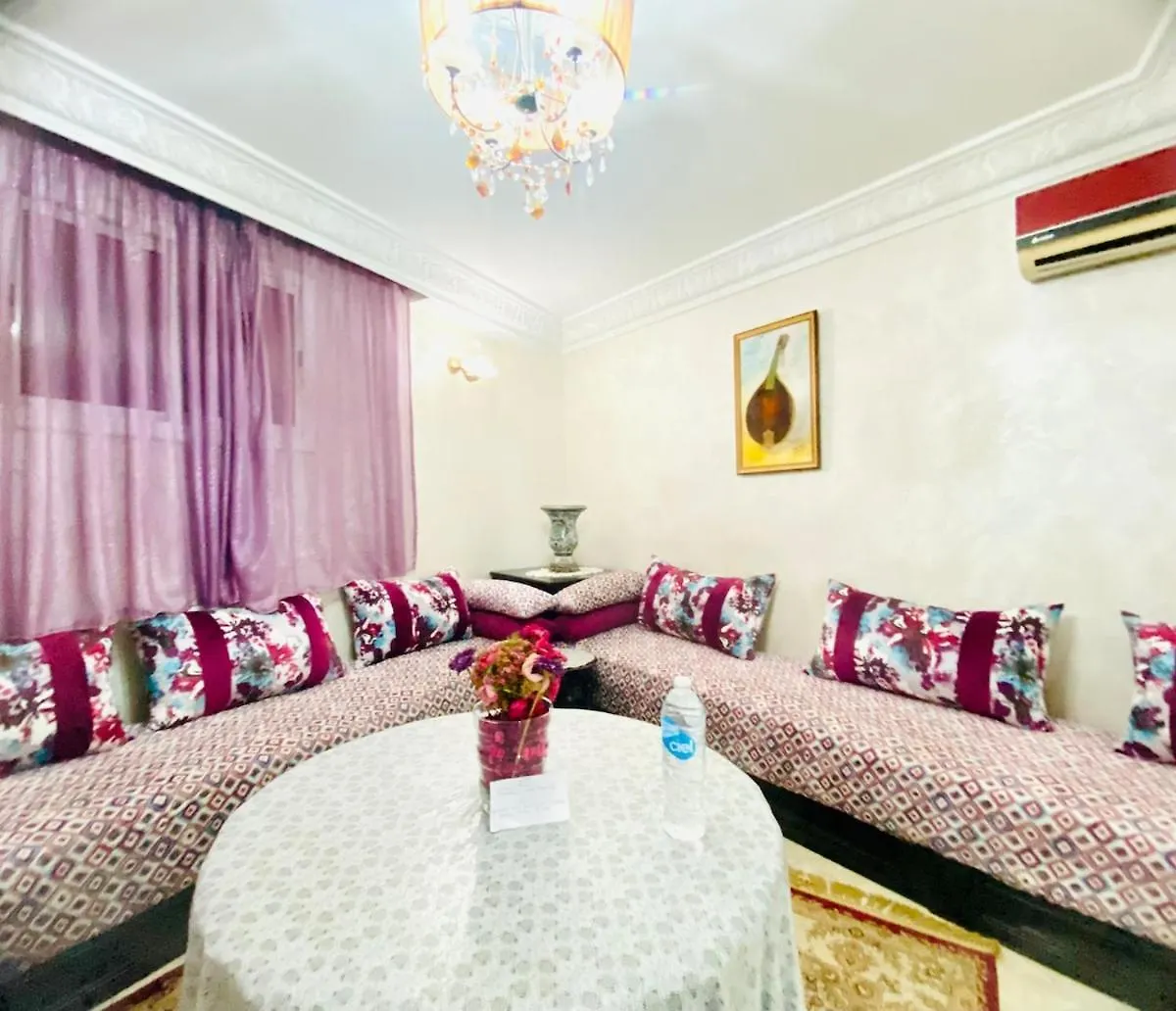 아파트 Charment Appartement Au Centre Ville, Internet Fibre, Canal Plus, Chaines Internationales 아가디르