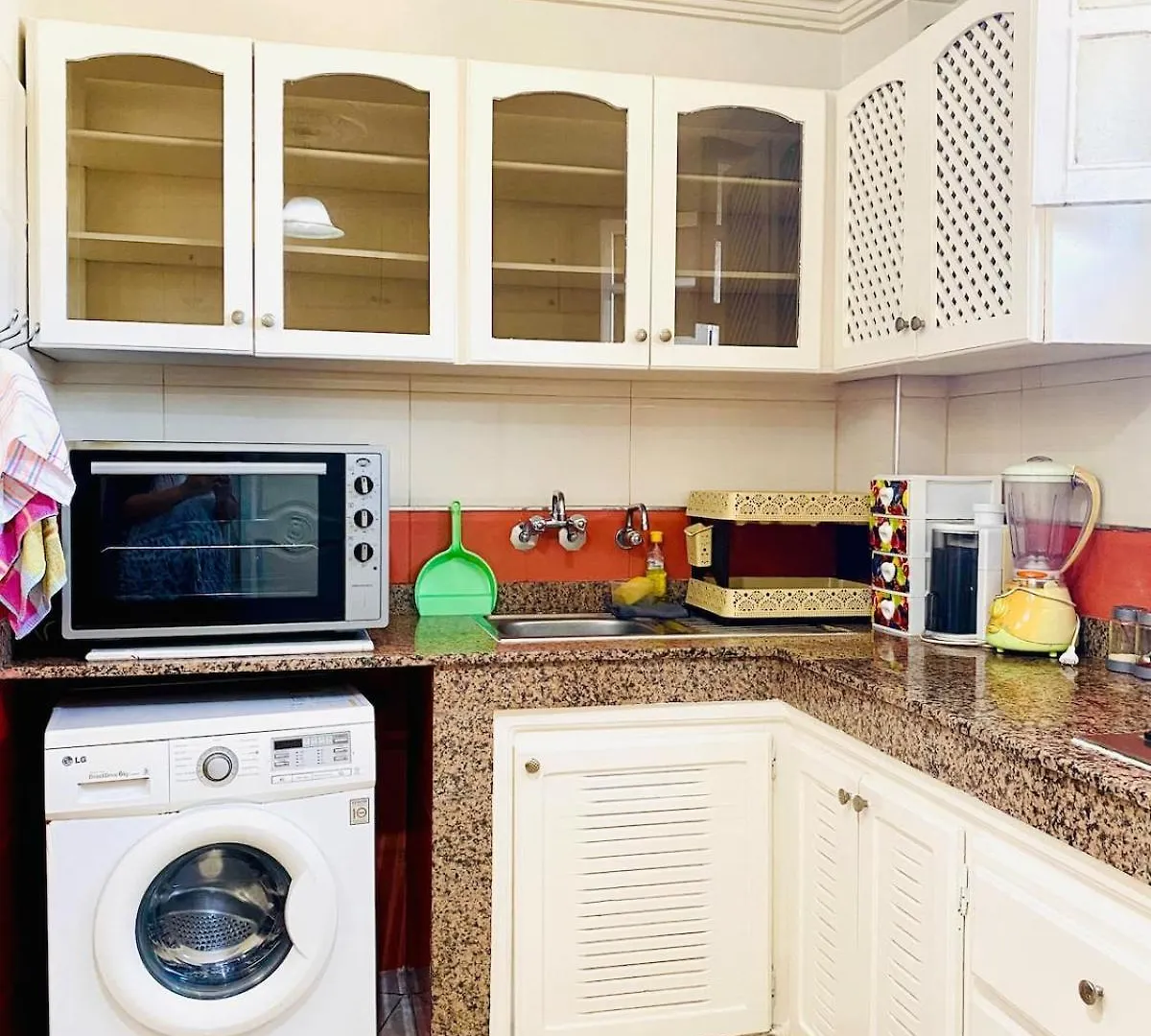 公寓 Charment Appartement Au Centre Ville, Internet Fibre, Canal Plus, Chaines Internationales 阿加迪尔 摩洛哥