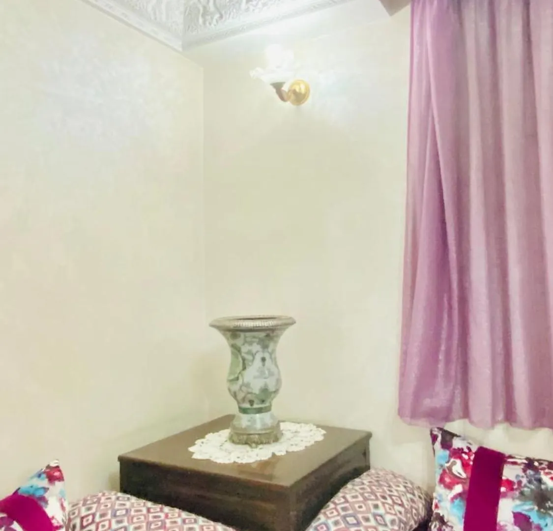 Charment Appartement Au Centre Ville, Internet Fibre, Canal Plus, Chaines Internationales 阿加迪尔 公寓