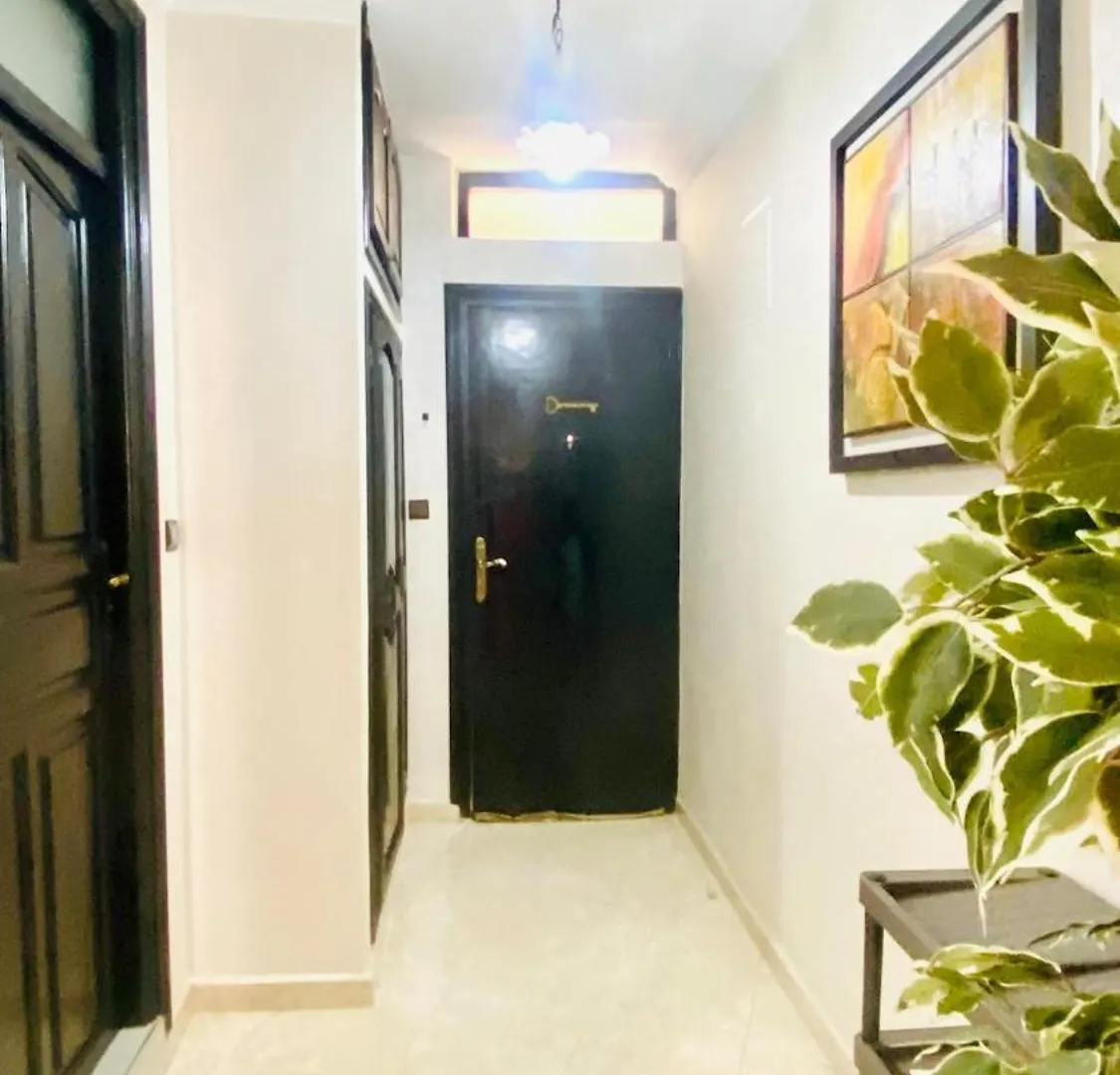 Charment Appartement Au Centre Ville, Internet Fibre, Canal Plus, Chaines Internationales أغادير المغرب